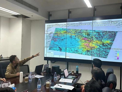 助力 北方 揚(yáng)帆 促進(jìn)科研創(chuàng)新交流 信息學(xué)院組織遙感大數(shù)據(jù)技術(shù)及應(yīng)用主題論壇