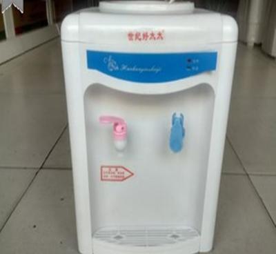 廠家直銷新選擇 世紀(jì)好太太臺式飲水機(jī)帶來高效飲水體驗(yàn)